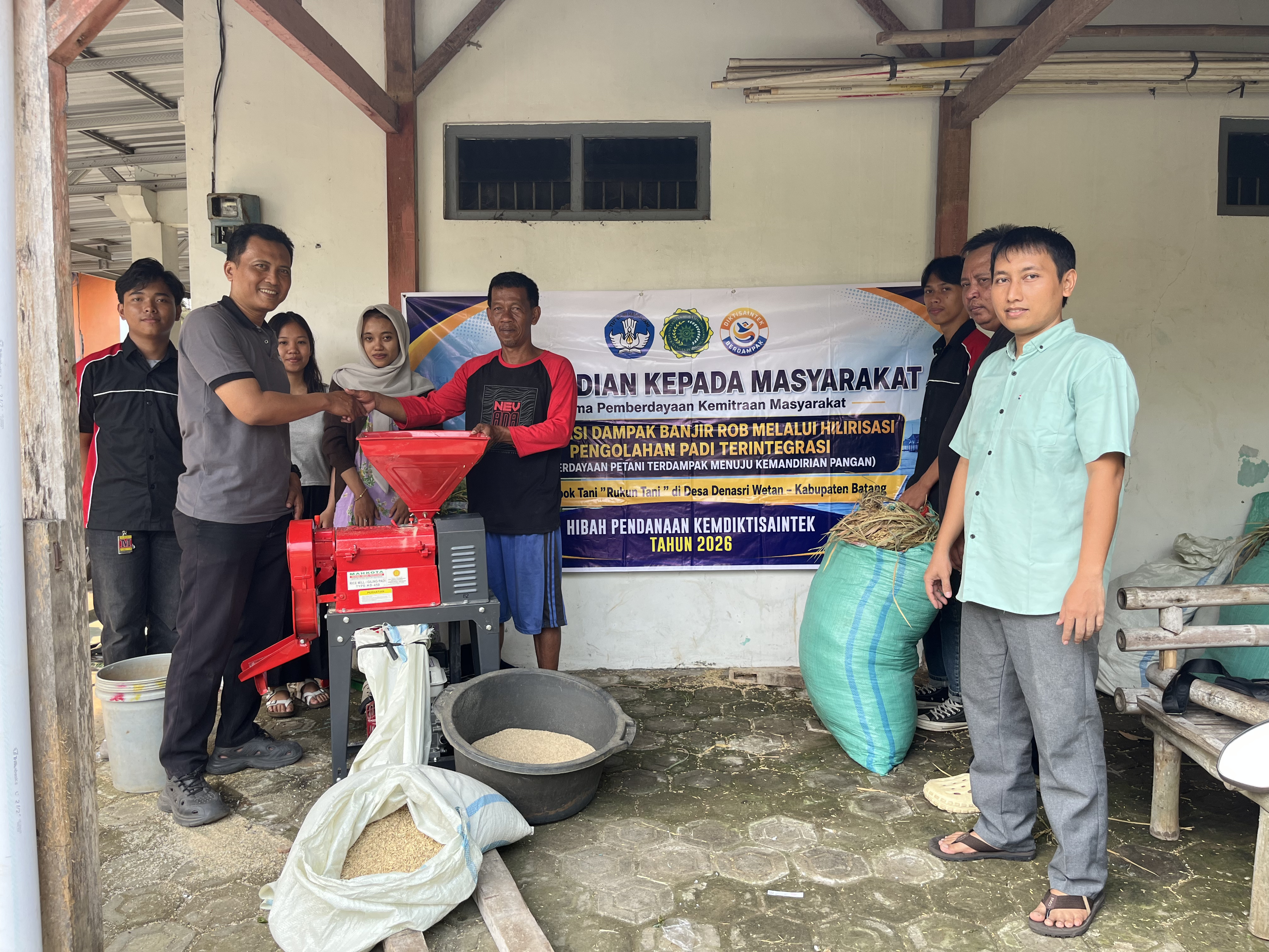 UMPP Dorong Ketahanan Pangan Desa Denasri Wetan melalui Hilirisasi Produk Padi dan Mitigasi Bencana Rob